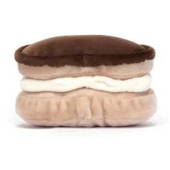 Pretty Patisserie Éclair Sale